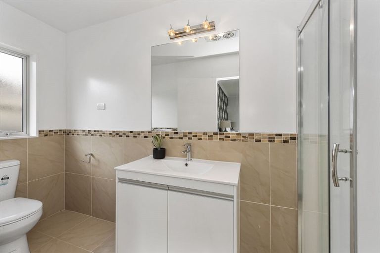 Photo of property in 210 Saint James Drive, Huntington, Hamilton, 3210