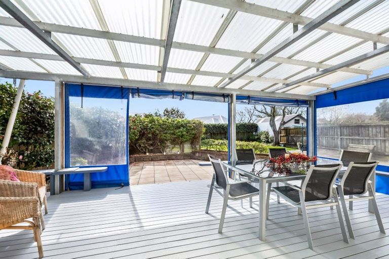 Photo of property in 5 Thornycroft Avenue, Epuni, Lower Hutt, 5011