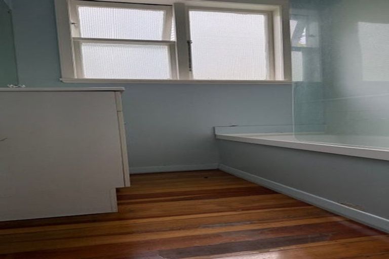 Photo of property in 22 Upton Terrace, Thorndon, Wellington, 6011