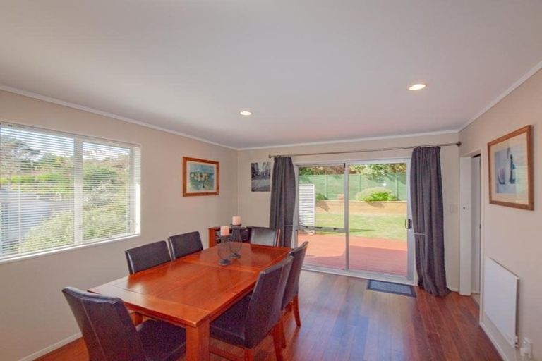 Photo of property in 7 Waterford Drive, Churton Park, Wellington, 6037