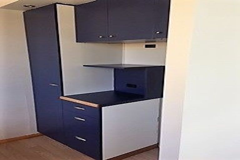 Photo of property in 18 Queens Road, Waikanae Beach, Waikanae, 5036