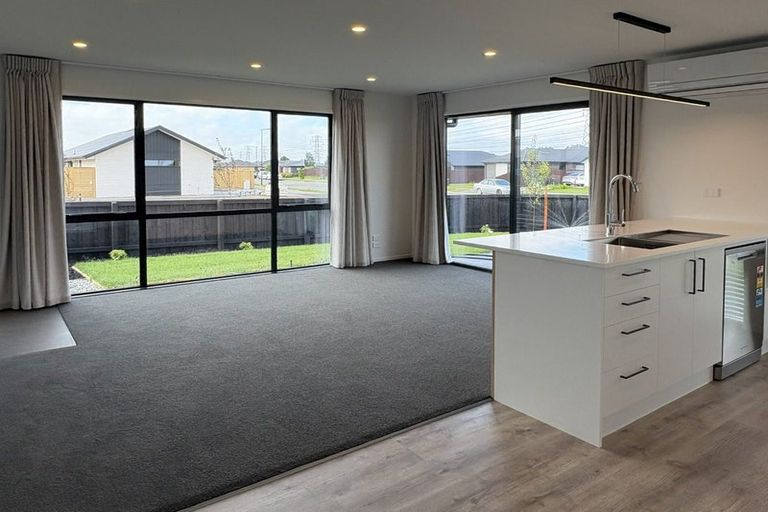 Photo of property in 1 Hunia Place, Yaldhurst, Christchurch, 8042