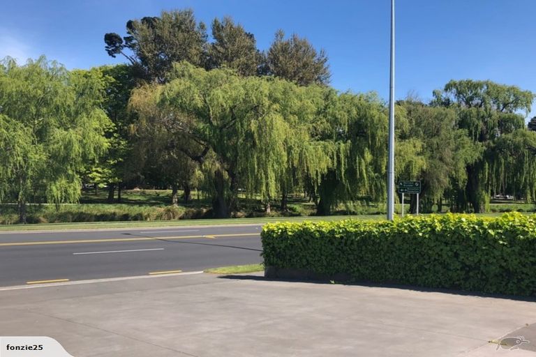 Photo of property in 112 Park Terrace, Christchurch Central, Christchurch, 8013