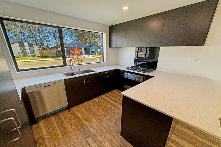 Photo of property in 22 Crossley Avenue, Woodend, 7610