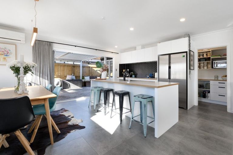 Photo of property in 20 Goods Road, Otumoetai, Tauranga, 3110