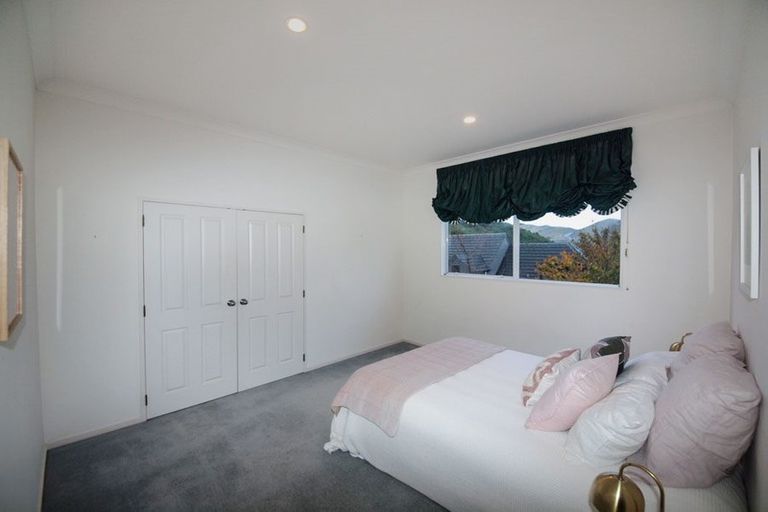 Photo of property in 4 Amesbury Drive, Churton Park, Wellington, 6037