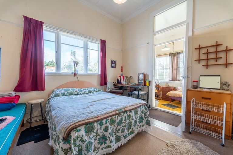 Photo of property in 15 Easons Road, Hampden, 9410