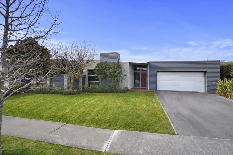 Photo of property in 50 Oakwood Drive, Rangiora, 7400