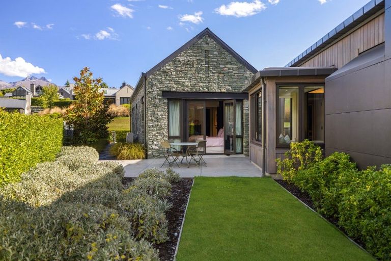 Photo of property in Millbrook Resort, 4 Dalgleish Lane, Arrowtown, 9371