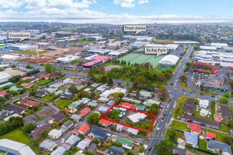 Photo of property in 9 Pomaria Road, Henderson, Auckland, 0610