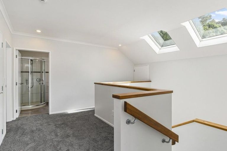 Photo of property in 35a Mandalay Terrace, Khandallah, Wellington, 6035
