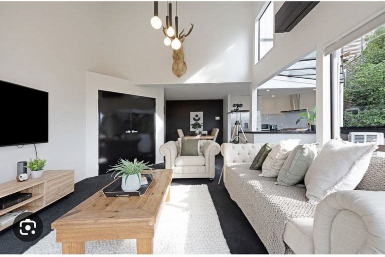 Photo of property in 50 Ferry Street, Seatoun, Wellington, 6022