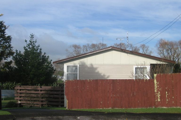 Photo of property in 8 Montana Place, Papakura, 2110