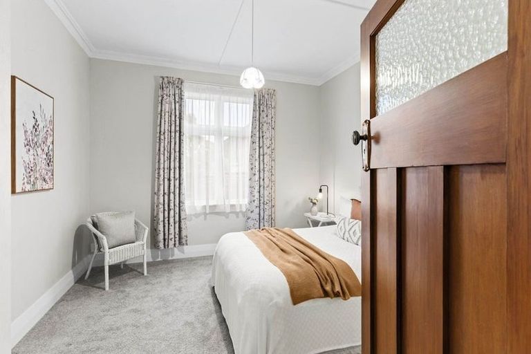 Photo of property in 241 Bay View Road, Saint Clair, Dunedin, 9012