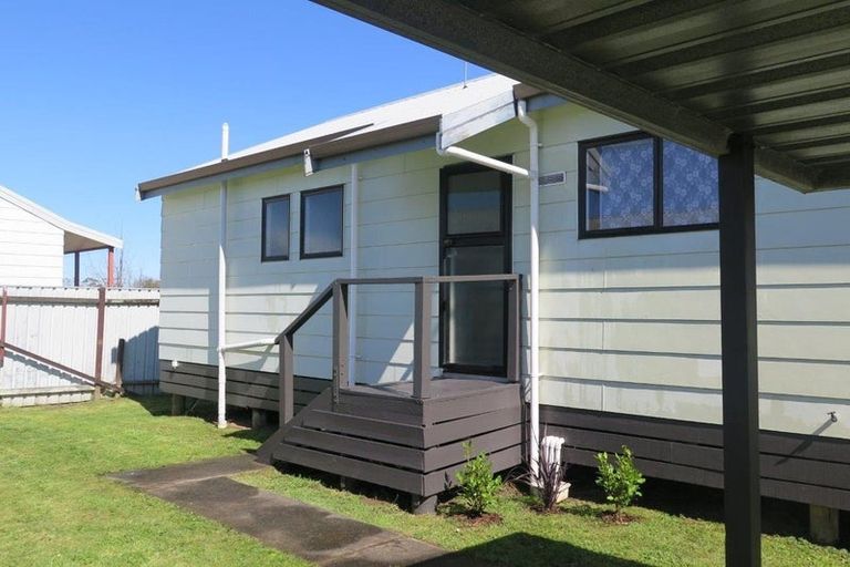 Photo of property in 1 Silkwood Lane, Melville, Hamilton, 3206