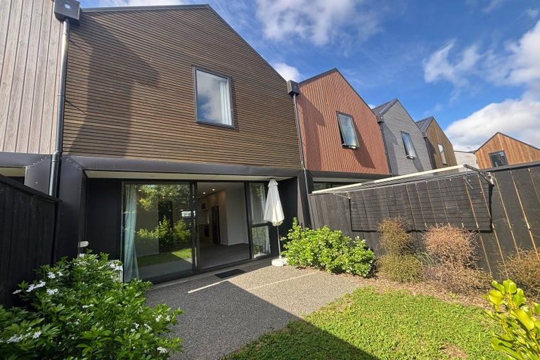 Photo of property in 10/6 Trent Street, Linwood, Christchurch, 8011