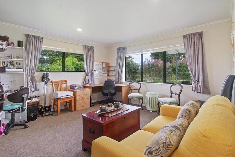 Photo of property in 137 Hart Road, Pukekohe, 2676