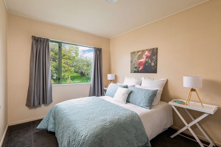 Photo of property in 12 Kelkirk Street, Kelston, Auckland, 0602