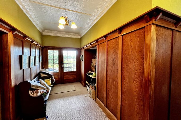 Photo of property in 2 Maine Street, Dannevirke, 4930