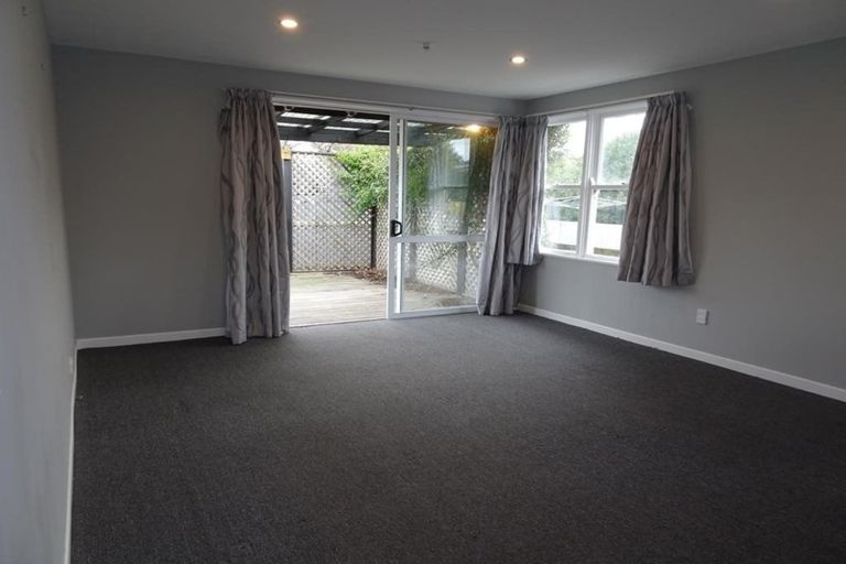 Photo of property in 1005a Hood Street, Mayfair, Hastings, 4122