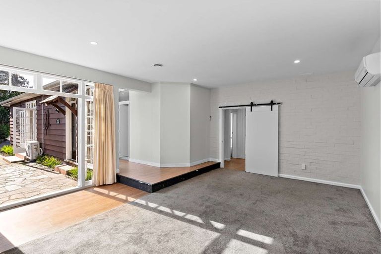 Photo of property in 105a Hinau Street, Riccarton, Christchurch, 8041