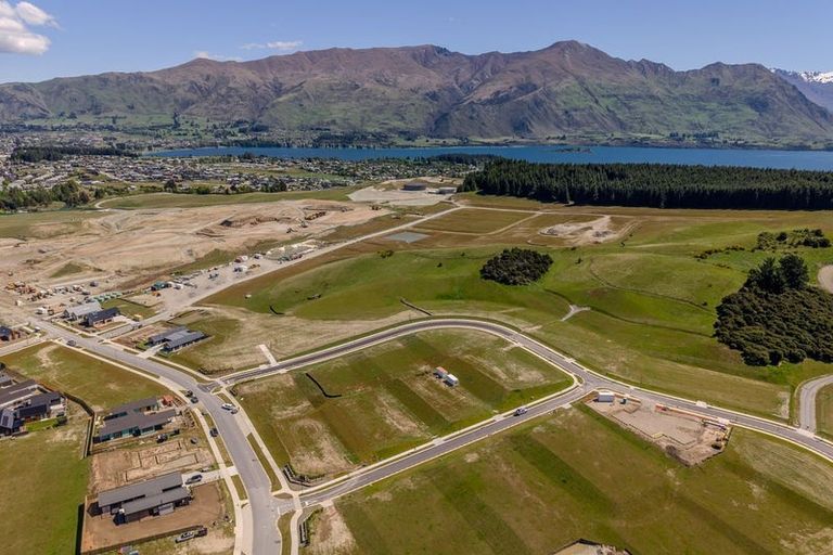Photo of property in 3 Lauderdale Lane, Wanaka, 9305