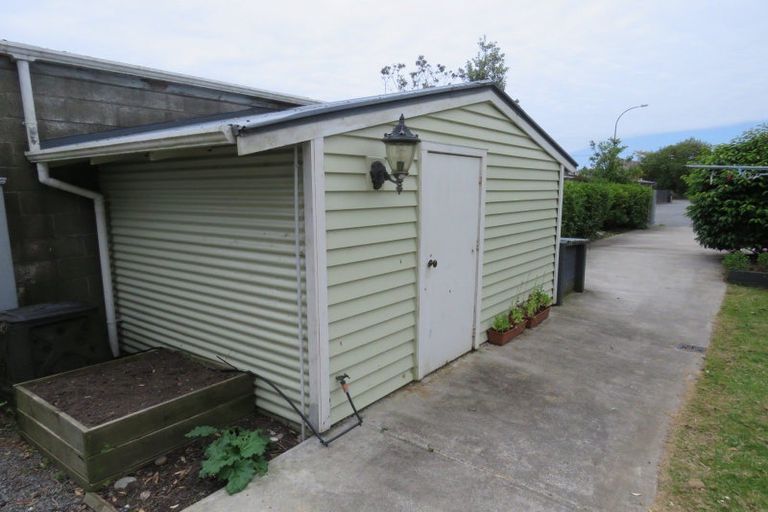 Photo of property in 65 Russell Street, Westport, 7825