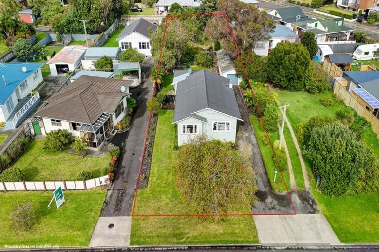 Photo of property in 11 Nikau Street, Tawhero, Whanganui, 4501