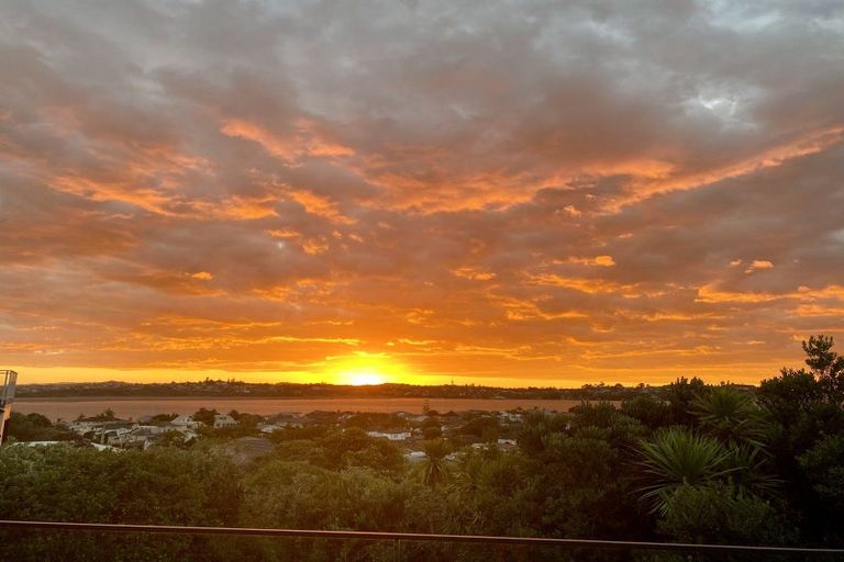 Photo of property in 32c Devon Road, Bucklands Beach, Auckland, 2012