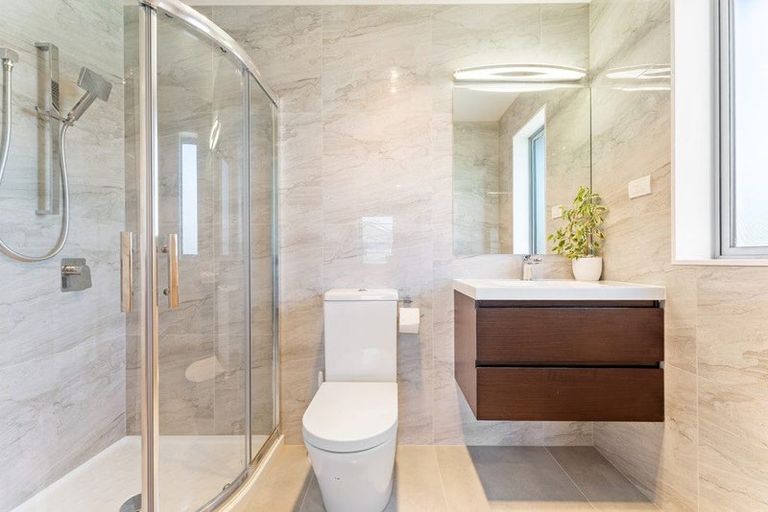 Photo of property in 29 Discovery Drive, Gulf Harbour, Whangaparaoa, 0930