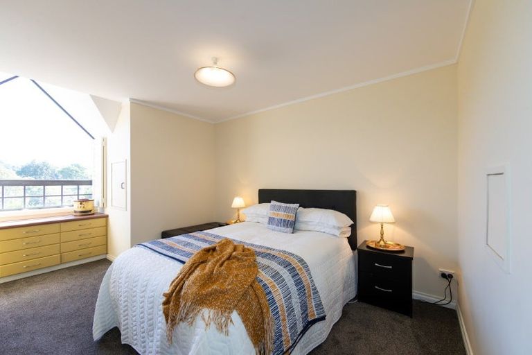 Photo of property in 38 Kensington Drive, Taradale, Napier, 4112