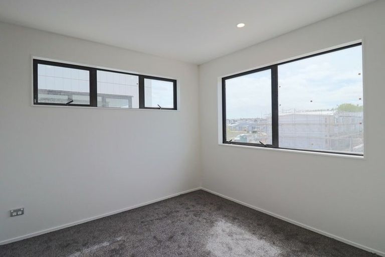 Photo of property in 13 John Gray Street, Papakura, 2110
