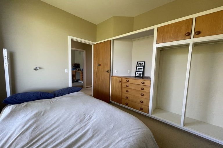 Photo of property in 116 Moncks Spur Road, Redcliffs, Christchurch, 8081