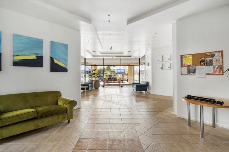 Photo of property in 14e/18 Ronwood Avenue, Manukau, Auckland, 2104