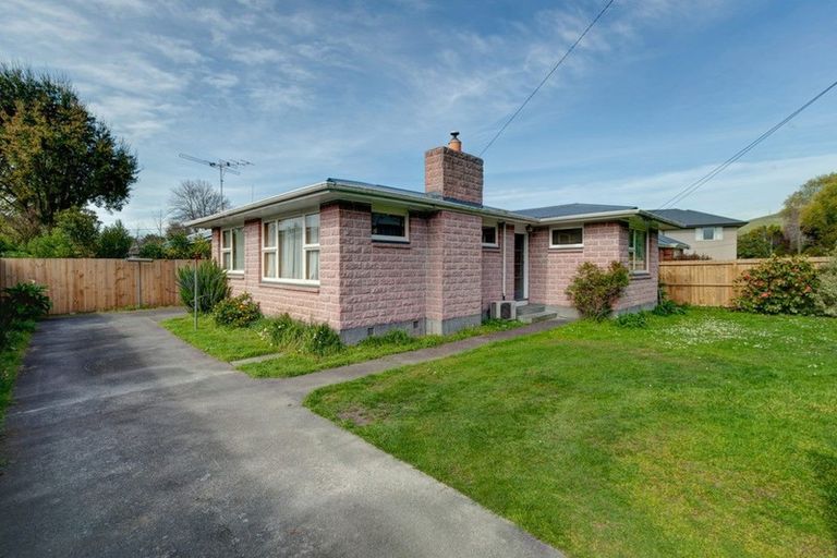 Photo of property in 203 Centaurus Road, Saint Martins, Christchurch, 8022