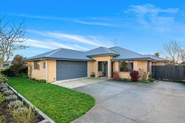 Photo of property in 118 Lowes Road, Rolleston, 7614