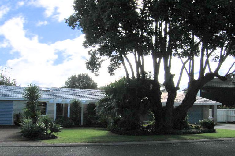 Photo of property in 3b Puriri Avenue, Orewa, 0931