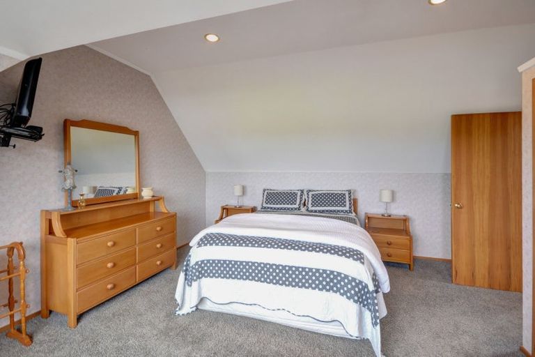 Photo of property in 19 Walton Park Avenue, Fairfield, Dunedin, 9018