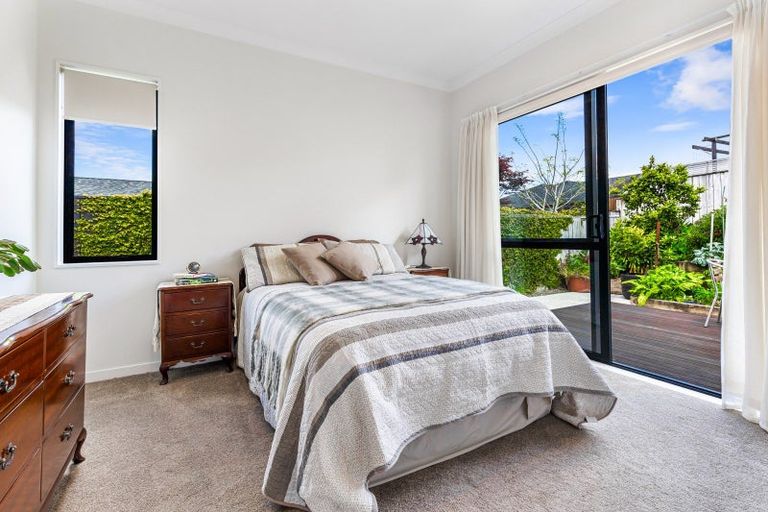 Photo of property in 91 Pohutukawa Parade, Riverhead, 0820