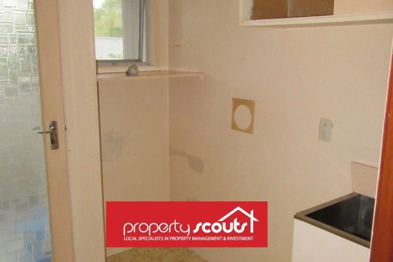 Photo of property in 36 Glenbervie Crescent, Massey, Auckland, 0614