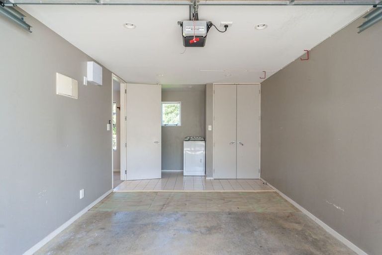 Photo of property in 7a Shortland Street, Khandallah, Wellington, 6035