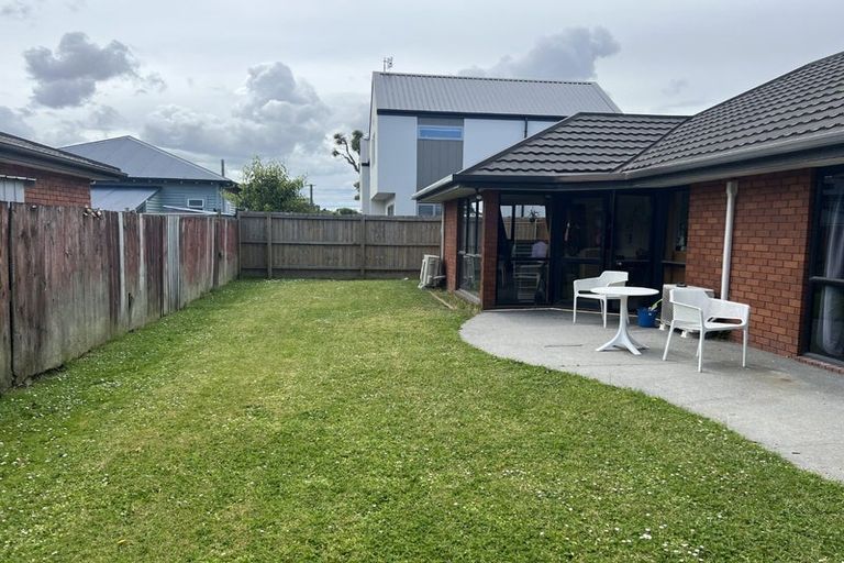 Photo of property in 162 Peverel Street, Riccarton, Christchurch, 8041