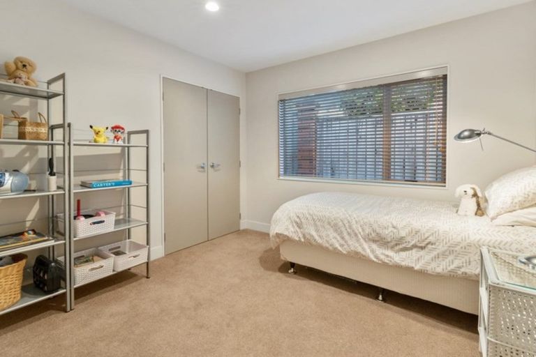 Photo of property in 23 Hendrika Court, Hobsonville, Auckland, 0618