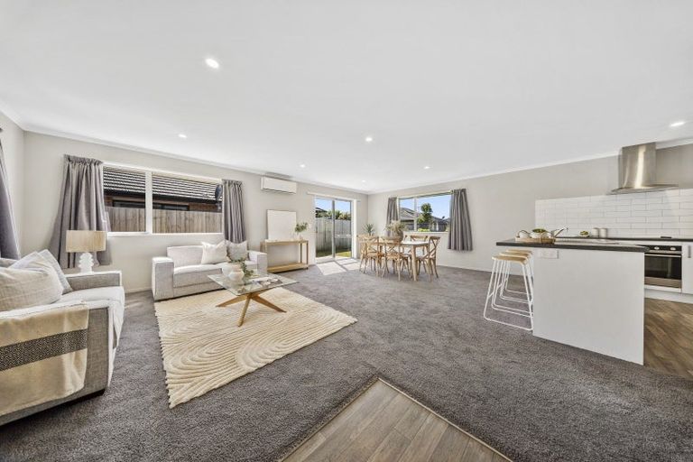 Photo of property in 29 Reuben Avenue, Rolleston, 7615