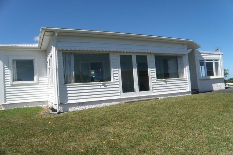 Photo of property in 2 Manly Street, Paraparaumu Beach, Paraparaumu, 5032