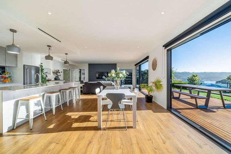 Photo of property in 13 Manapouri Lane, Aotea, Porirua, 5024