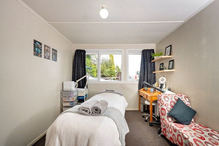 Photo of property in 34 Elliott Crescent, Havelock North, 4130