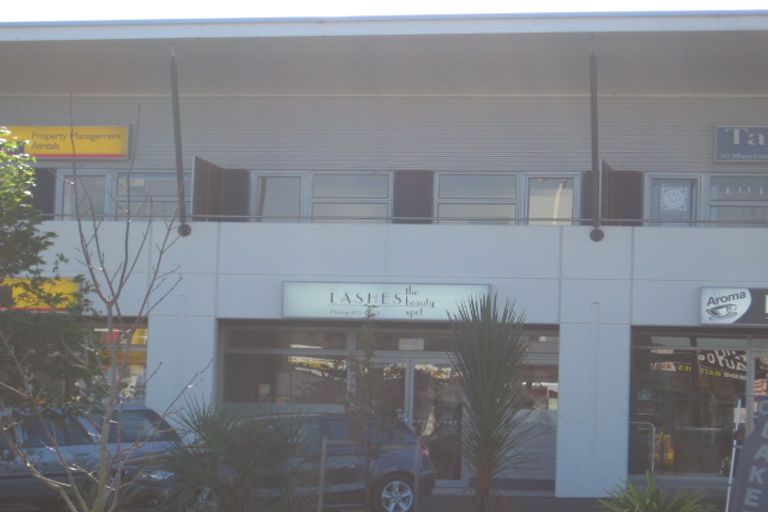 Photo of property in Albany Central, 2a/210 Dairy Flat Highway, Albany, Auckland, 0632