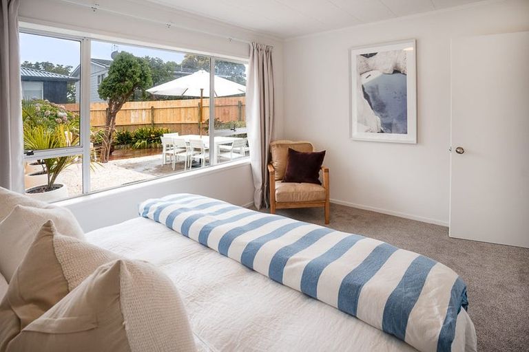 Photo of property in 3/83 Centreway Road, Orewa, 0931