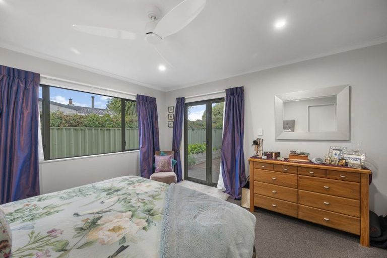 Photo of property in 9 Harrison Court, Clive, 4102